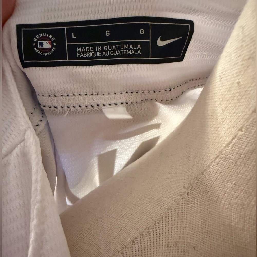 Braves White Acuña Jr. MLB 2021 World Series Jersey - Picture 6 of 6